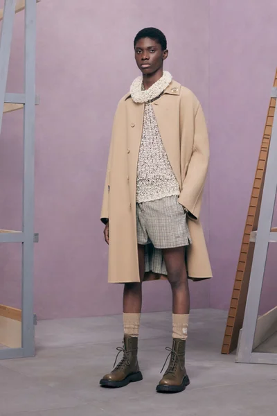 Look 17